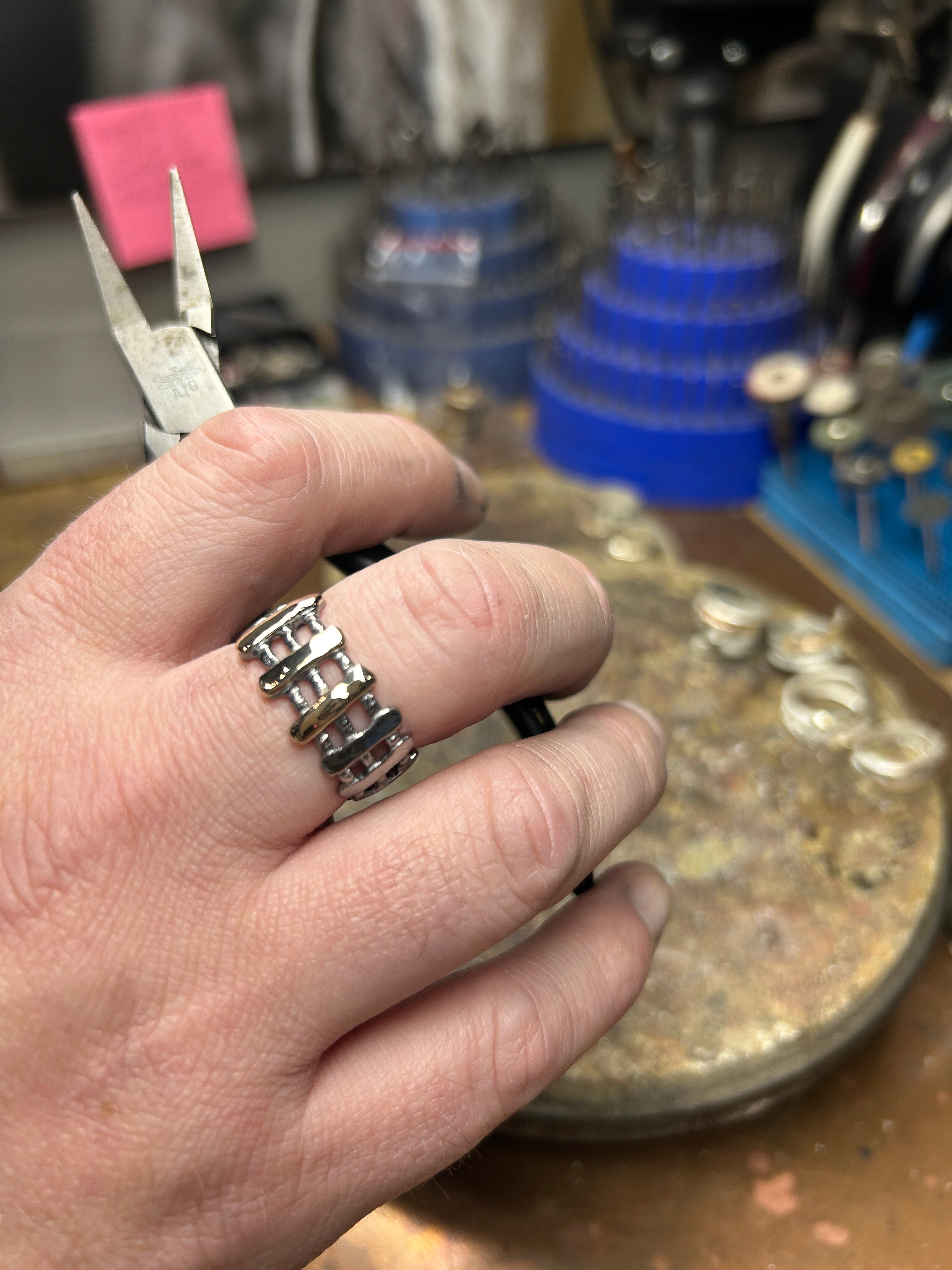 Hringur- silfur og 14kt gull