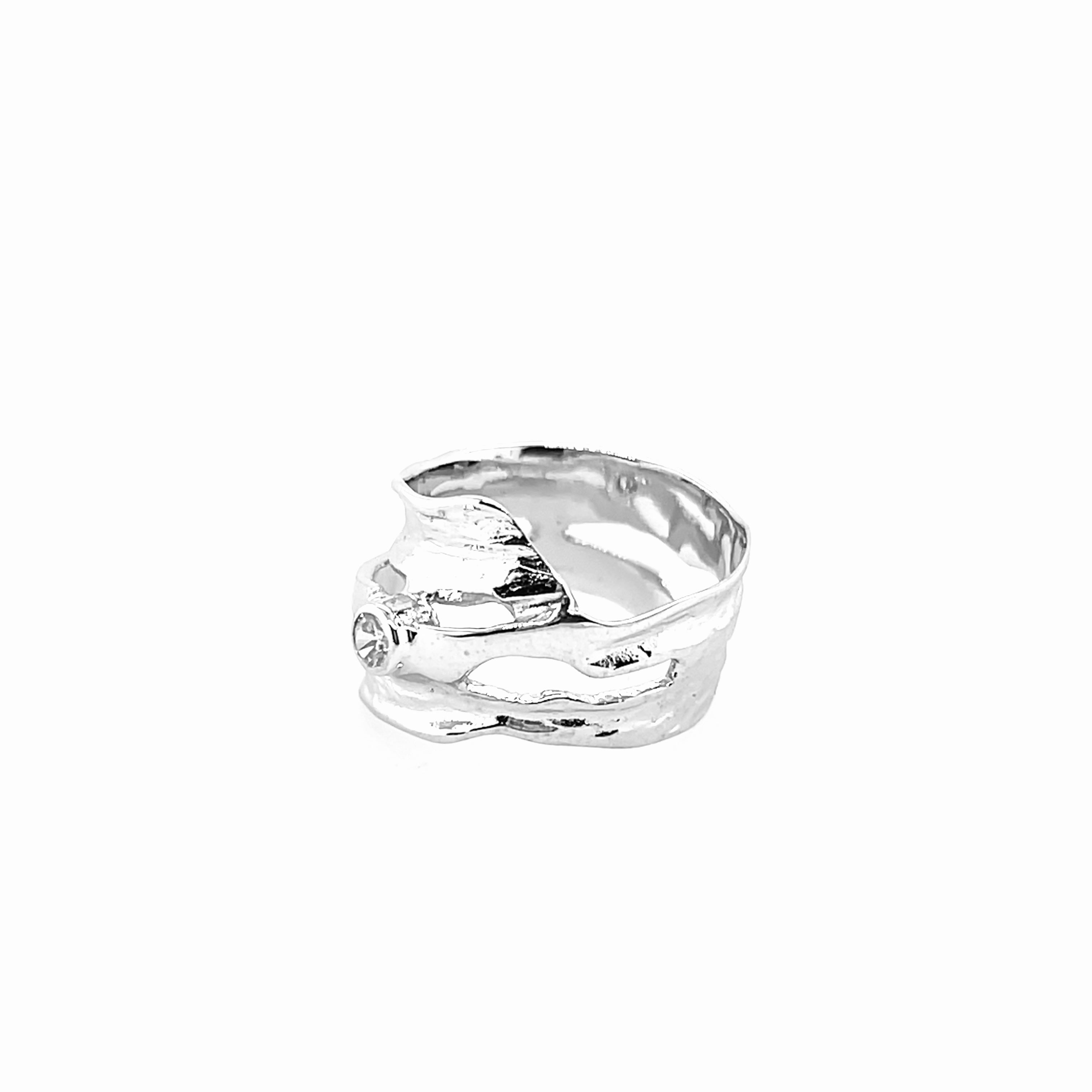 Silver ring with zirconia stone
