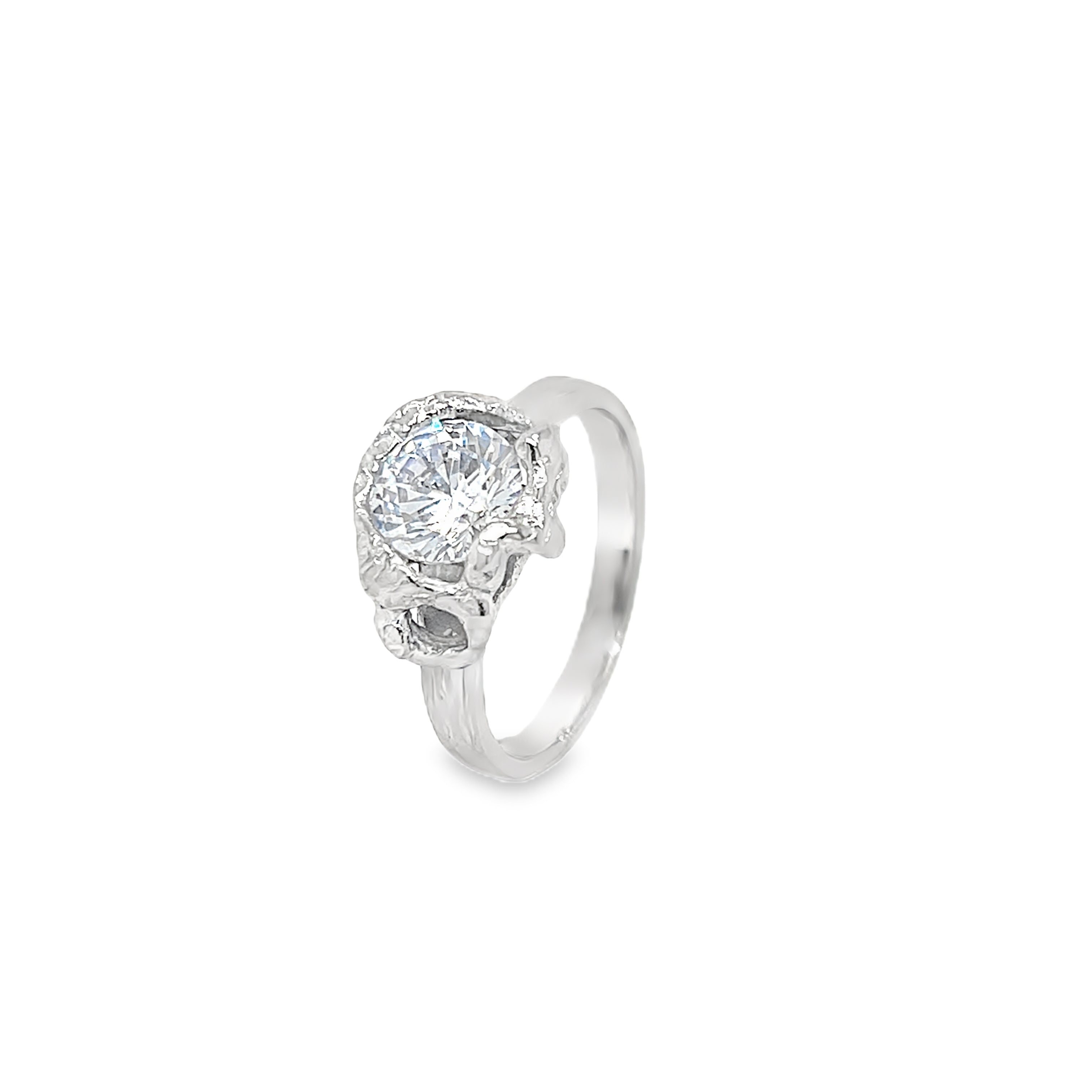 Silver ring with zirconia stone - S