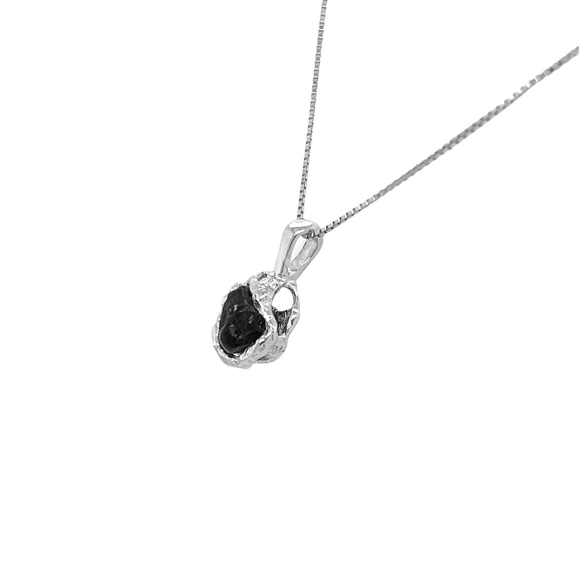 Silver necklace with Icelandic lava - M